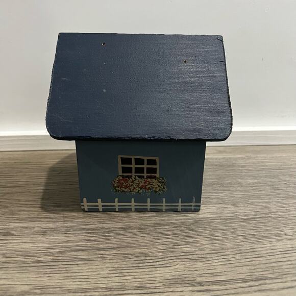 Vintage Small Handmade Primitive Tole Painted Wooden House - Picture 7 of 7